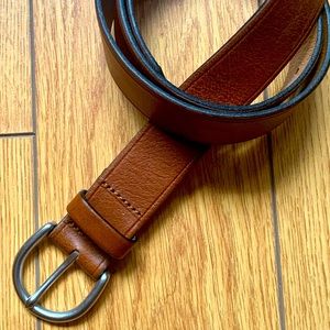 Madewell Medium Perfect Leather Belt in Pecan with Silver Buckle